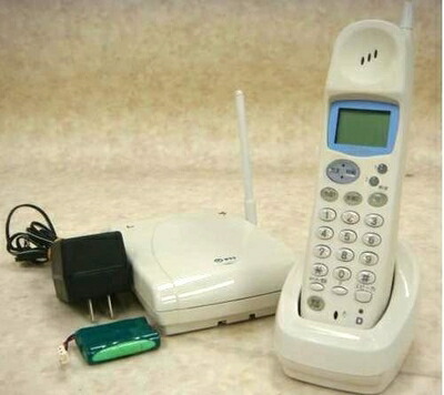 【中古】 FX2-DCL-CS(1)(W)+FX2-DCL-TEL(1)(W) NTT FX2 デジタルコードレス電話機 ビジネスフォン