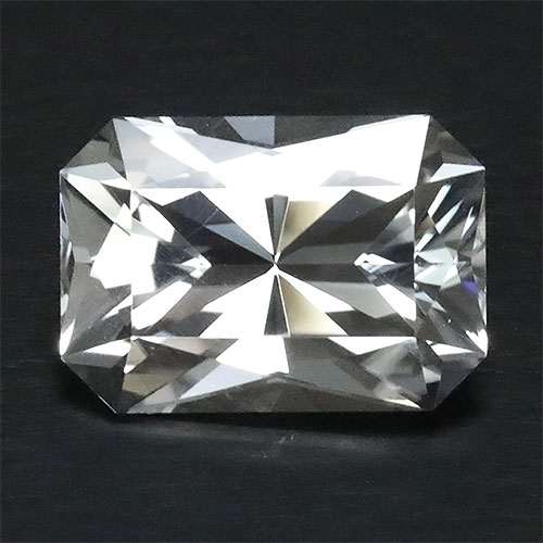 【Phenacite】 ロシアン・フェナカイト2.36CT|ベアーズ ジェムコレクション