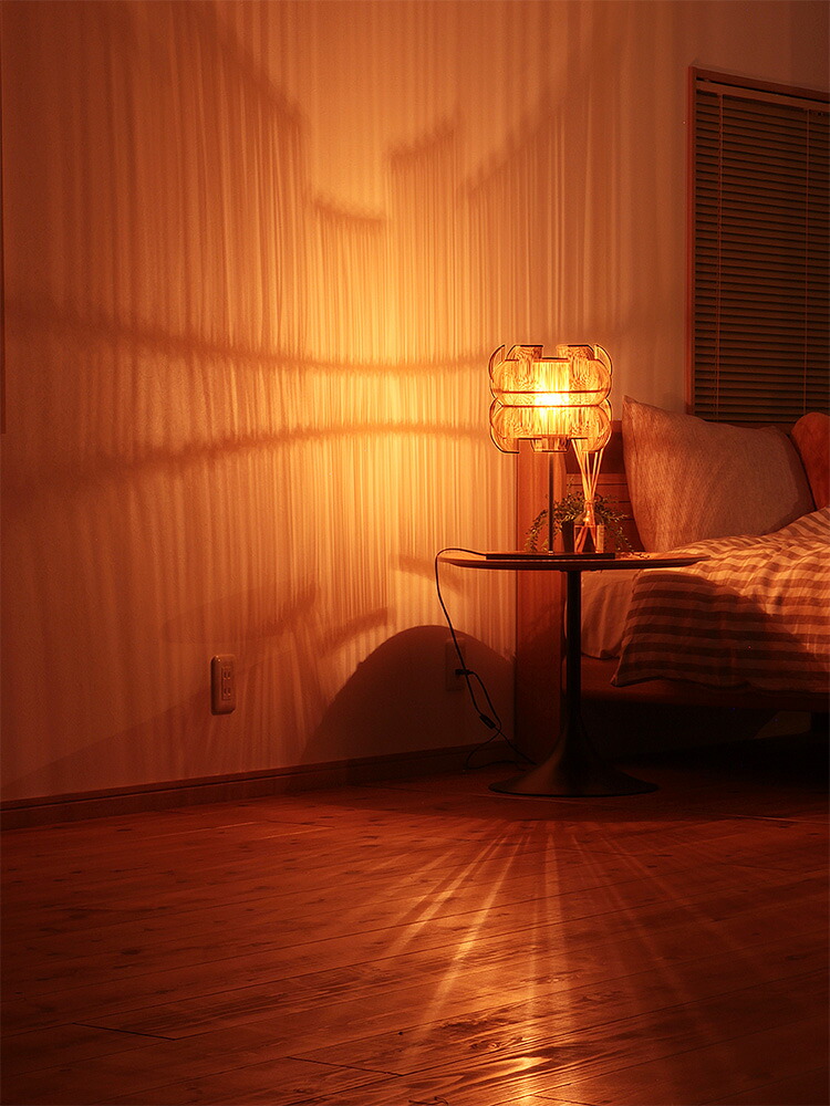 照明作家 谷俊幸 せん Sen フロアライト 1灯 テーブルライト 間接照明 寝室 おしゃれ 一人暮らし和室 アジアン 6畳用 照明器具 テーブルスタンド フロアスタンド リビング用 居間用 テーブルランプ 電気 ベッドルーム ベッドサイド スタンドライト 授乳ライト