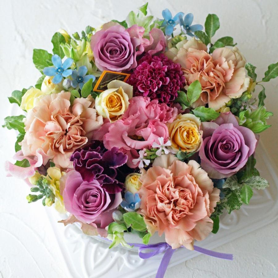 誕生日 花 フラワーアレンジメント プレゼント おしゃれ 母の日 フラワーケーキ 生花 アレンジメント お祝い 発表会 開店祝い お見舞い 可愛い 結婚記念日 妻 両親 娘 おすすめ フラワーアレンジ お供え お悔やみ 命日 ペット 退職 fi