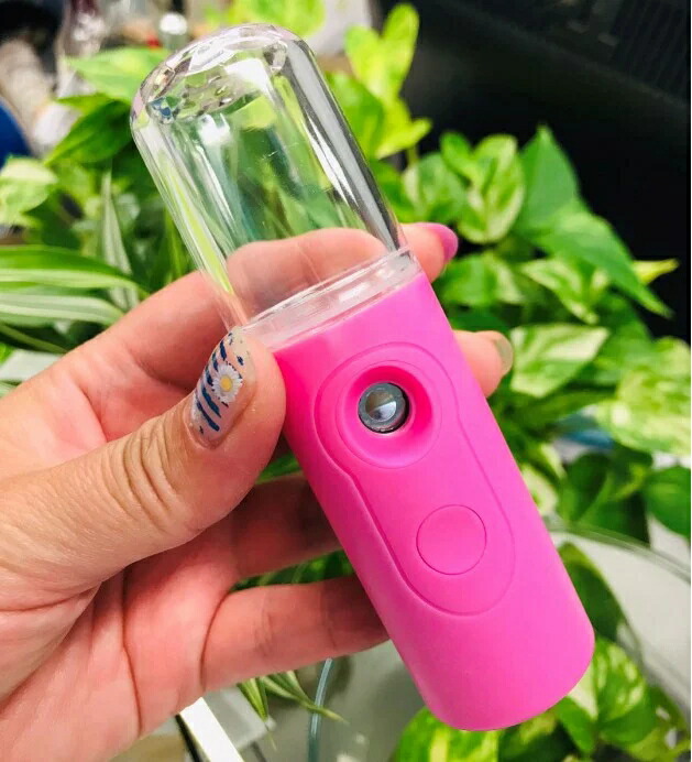 本格派ま！ ナノミストスプレー Nano Mist spray 水色 ピンク ホワイト 桃 ナノ ハンディミスト スチーマー 保湿 補水 美肌  毛穴ケア 潤い 乾燥 USB充電式 携帯 コンパクト 美顔器 フェイススチーマー スチーム スキンケア 美白 美容家電 女性 男性 冬 プレゼント  贈り物