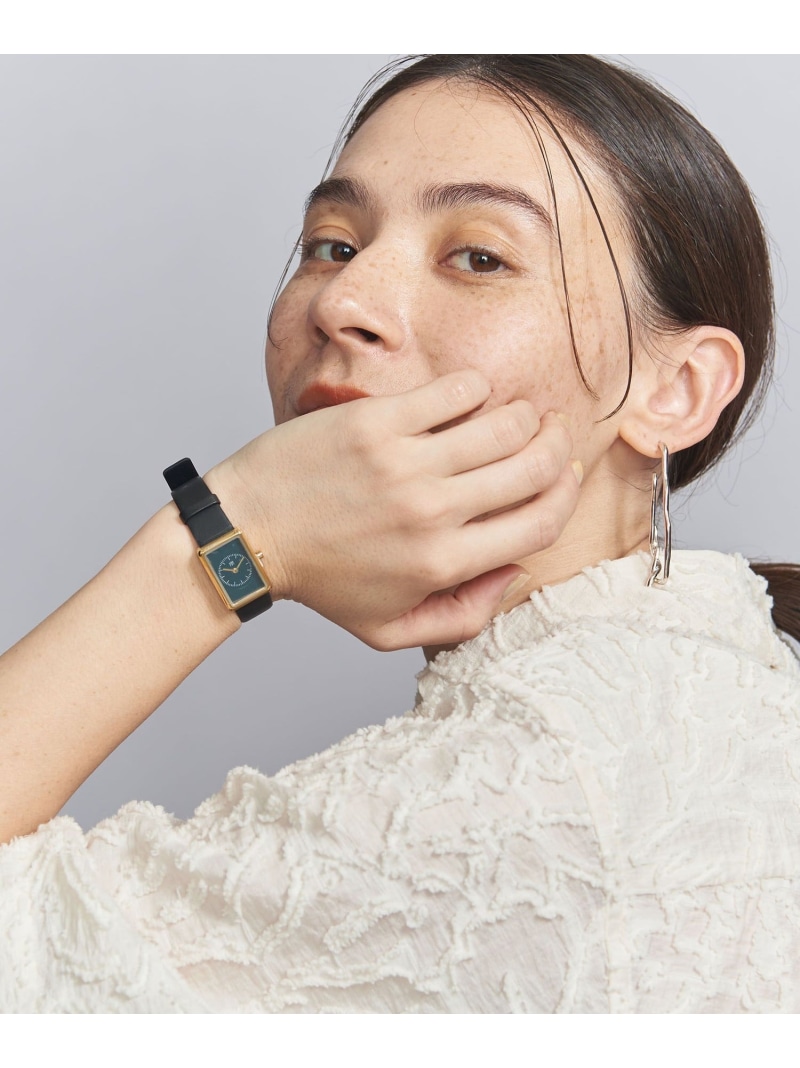 スクエア チェーン 腕時計　ユナイテッドアローズ　ゴールド スクエア チェーン 腕時計