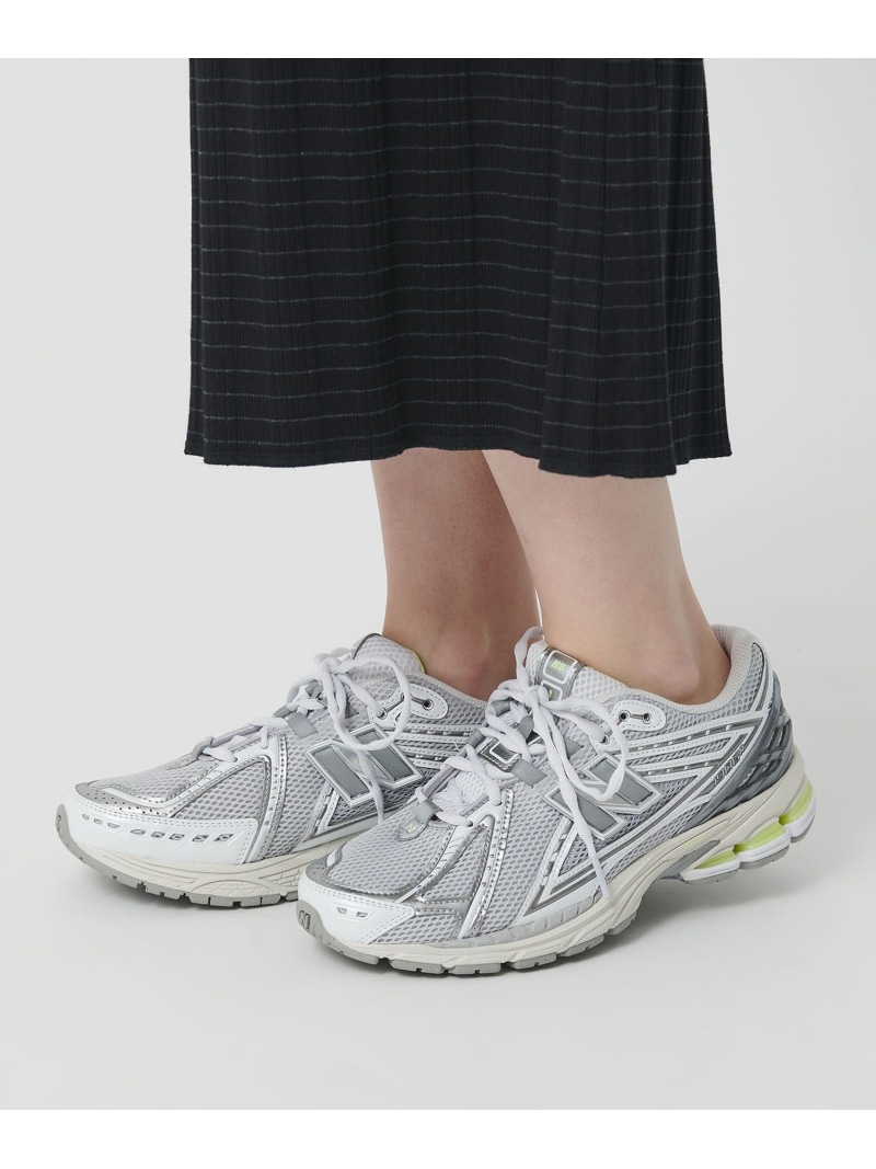 ＜New Balance＞U1906 3NQ スニーカー BEAUTY\u0026YOUTH UNITED ARROWS もの言う花＆青少年 ユナイテッドアローズ シューズ・靴 スニーカー しろがね色【貨物輸送無料】[ Fashion]