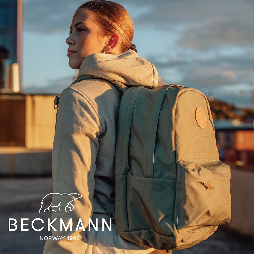 【BECKMANN】 ベックマン ノルウェー リュック CITY 30L Soft Green バックパック メンズ レディース パソコン ビジネス 大容量 通学 通勤 人間工学 軽量 レインカバー付き 北欧|BeckmannNorway