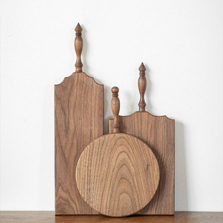 カッティングボード 木製 一枚板 ウォールナット 無垢材 天然木 おしゃれ お洒落 カフェ風 Cutting Board まな板 ステーキボード 木のまな板 持ち手 取手付き パン 盛り付け カフェ レストラン ラウンド型 角型 スクエアーボード ロングタイプ HOSHINOTORI