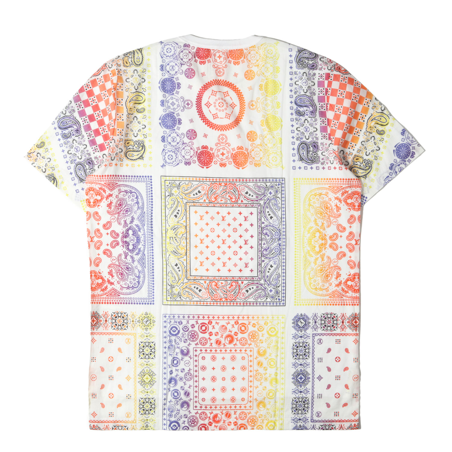 美品★Louis Vuitton大人気 バンダナ柄 Tシャツ Louis Vuitton バンダナ柄 Tシャツ - メルカリ