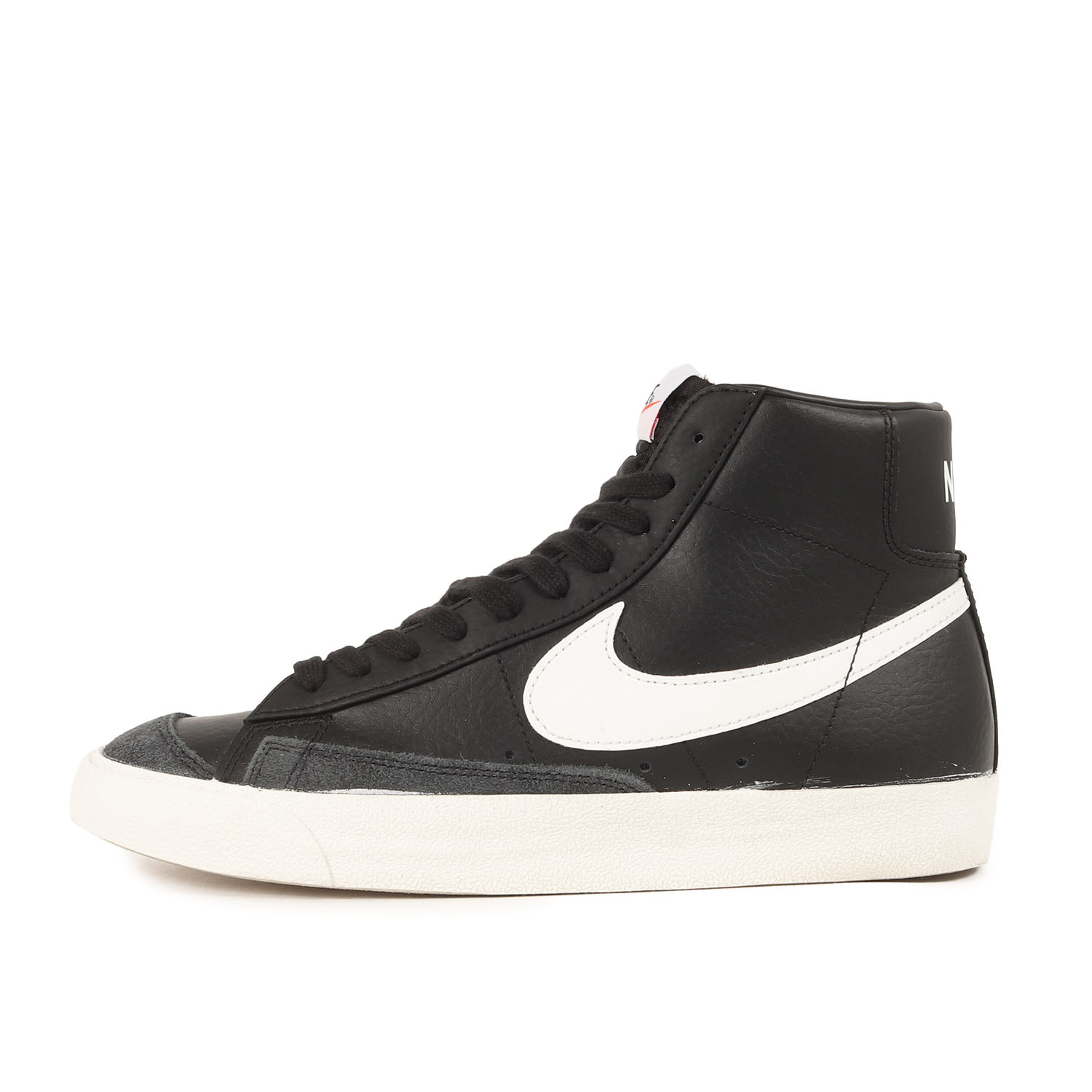 NIKE ナイキ サイズ:26.5cm / BLAZER MID 77 VNTG (BQ6806-002) / ブレザー ミッド ビンテージ / ブラック 黒 / US8.5 / ミドルカット スニーカー シューズ 靴【メンズ】【中古】【美品】【K4777】