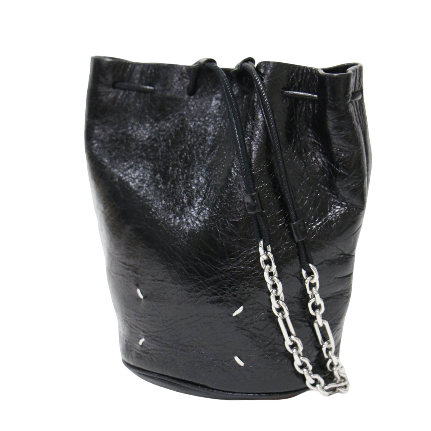 Maison Margiela　Tabiレザーバケットバッグ マルジェラ マルジェラの《TABIバケットバッグ》はおしゃれ上級者のみぞ知る