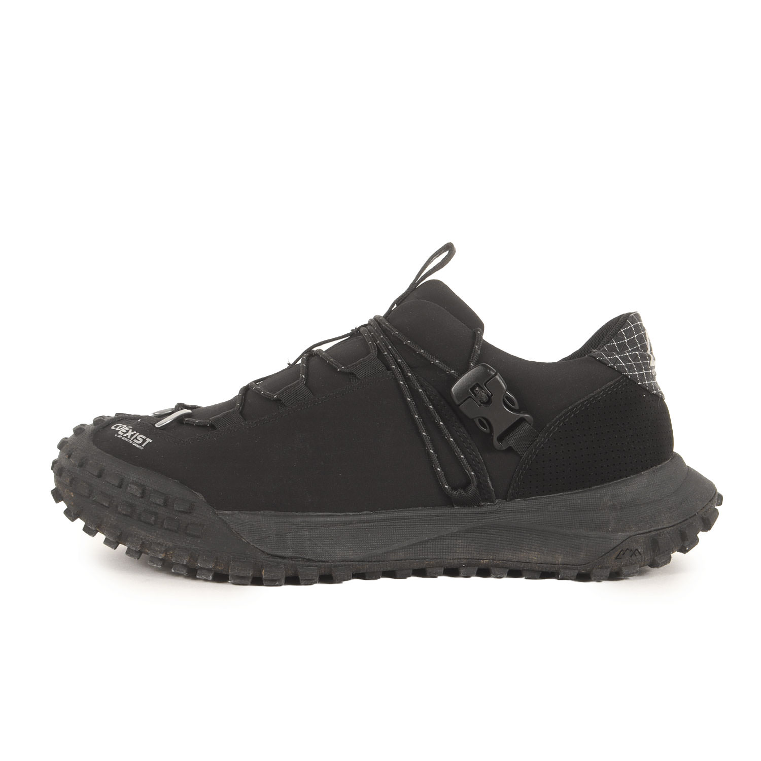 COMFY OUTDOOR GARMENT コンフィーアウトドアガーメント サイズ:US8(26.0cm) | アプローチ02 トレッキングシューズ (APPROACH 02 MESH) | ブラック 黒 | ローカット スニーカー シューズ 靴【メンズ】【中古】【K4746】