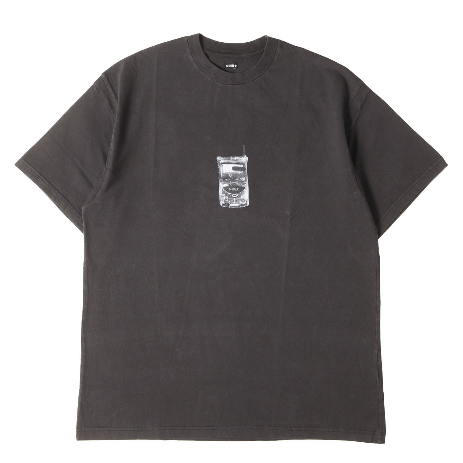 SEQUEL シークエル ティーシャツ ヴィンテージブラック 黒 大いさ:L | 22SS コラージュグラフィック ティーシャツ(T-SHIRT) | トップス カットソー 半袖【メンズ】【K4806】 Tシャツ・カットソー-メンズファッション