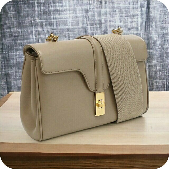 CELINE Ava medium トリオンフ ショルダーバッグ タン CELINE ミディアム AVA アヴァバッグ トリオンフキャンバス タン