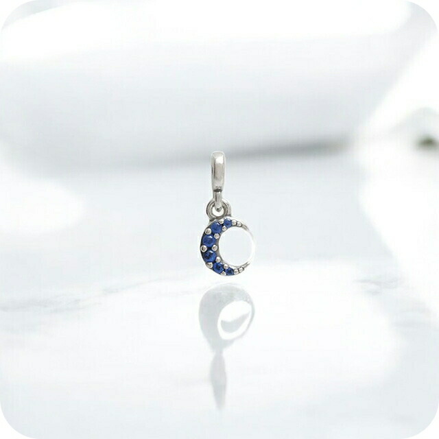 PANDORA ブレスレットチャーム 798375NBT 楽天市場】パンドラ PANDORA Pandora ME Moon Power Mini Dangle