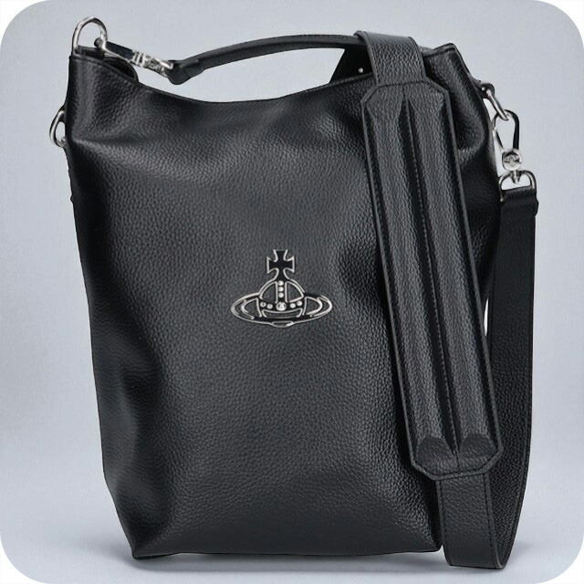 【美品】ヴィヴィアンウエストウッド　ショルダーバッグ　ナイロン　ハート　オーブ Vivienne Westwood（ヴィヴィアンウエストウッド） ショルダーバッグ