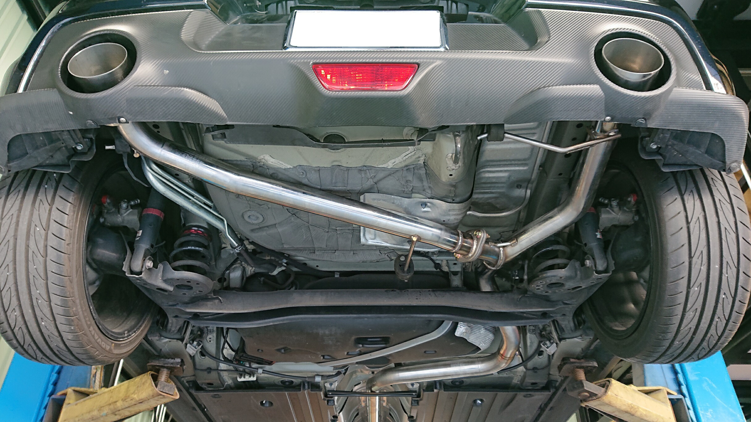 楽天市場】86 ZN6 BRZ ZC6オールステンマフラー 迫力の出口