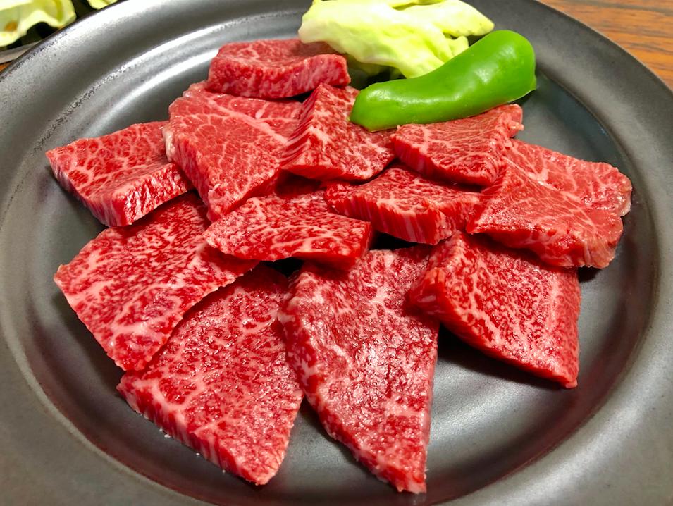 スーパーセール】 最高級 赤身肉 松阪牛 焼肉 モモ 2 000g 2kg A5 A4 送料無料 父の日 肉 松坂牛 結婚祝い 内祝い 出産祝い  二次会 ゴルフコンペ 景品 赤身 fucoa.cl