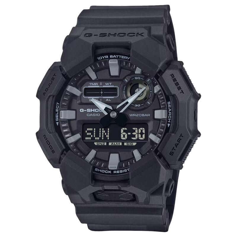 g-shock ジーショック CASIO カシオ G-SHOCK 腕時計 防水 男性用 クリスマス 合格 進学 卒業 人気 記念日 お祝い 誕生日 就職祝い 還暦 最適 アナデジ 電池式 ラッピング無料 GA-010-1A1JF の商品写真