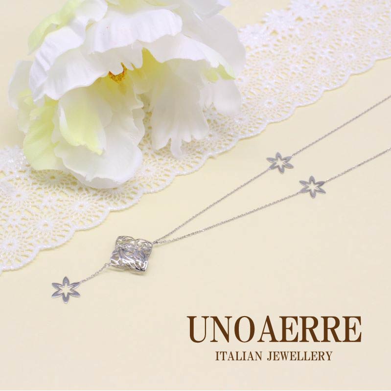 ウノアエレネックレス k18WG　ホワイトゴールド 花 ネックレス レディース 43cm UNOAERRE イタリーネックレス イタリア製 クリスマスプレゼント 妻 彼女 誕生日 記念日 お祝い 人気 ITALY ギフト ウノアエレ正規店 ラッピング無料 75,625円
