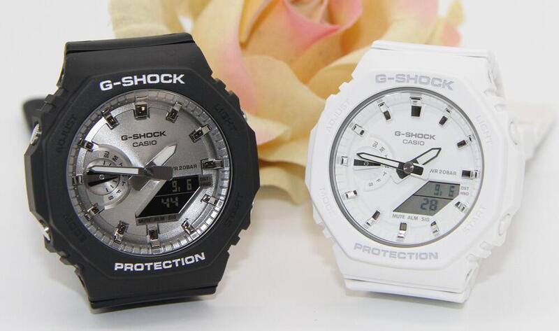 gショック ペアウォッチ カシオ 八角形 ミッドサイズペア腕時計 ラッピング無料 人気 結婚記念日 退職祝い お揃い 記念日 彼氏 彼女 夫婦 誕生日 贈り物 クリスマス 電池式 ブラック ホワイト GA-2100SB-1AJF GMA-S2100-7AJF|ベルバカンス