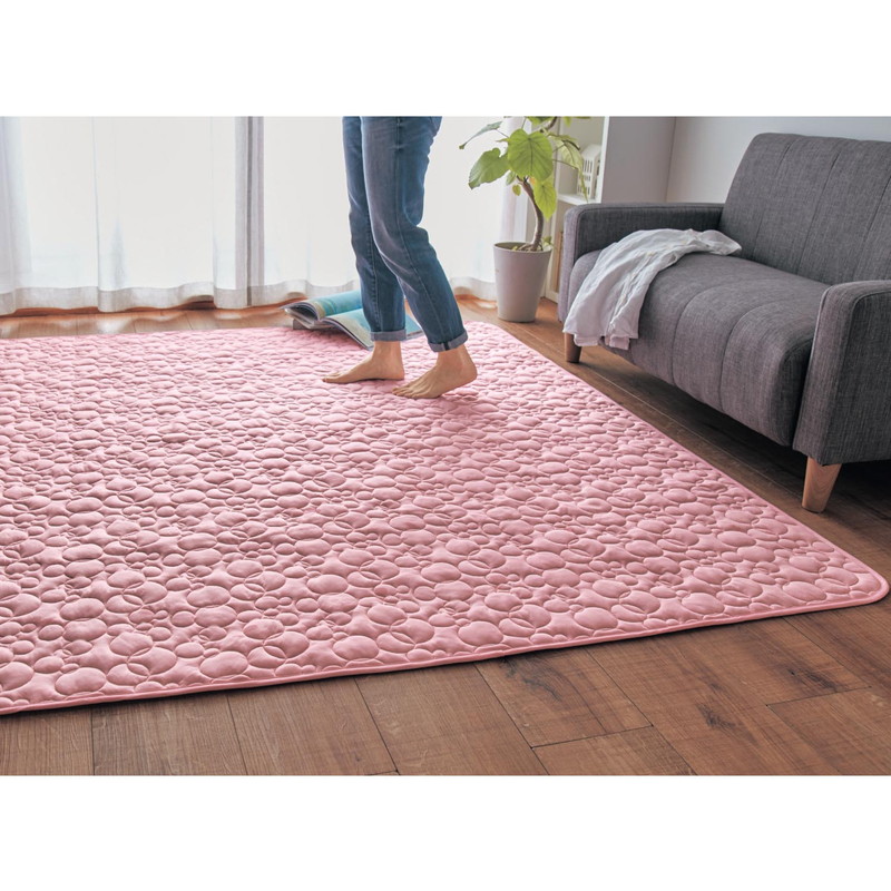 楽天市場 Disney ディズニー 接触冷感のひんやりキルトラグ ピンク 約１９０ １９０ ラグ カーペット 敷物 マット ダイニング リビング 子供部屋 寝室 おしゃれ かわいい デザイン キルティング 夏 夏用 ベルメゾン Disney Fantasy Shop