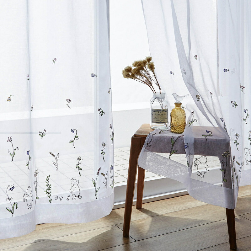 セール価格 公式 Disney ディズニー 裾刺繍ボイルカーテン くまのプーさん カーテン リビング 寝室 子供部屋 レース おしゃれ デザイン かわいい 引越し 模様替え インテリア お気にいる Seoanalytics Com Br