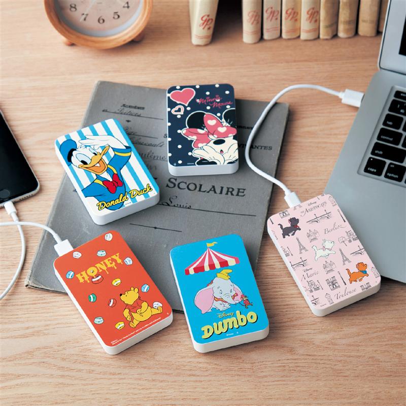 楽天市場 Disney ディズニー スタンダードな容量で使いやすいスマートフォン充電器 選べるキャラクター くまのプーさん ベルメゾン スマホ スマート フォン ホン 携帯 カバー ケース 手帳 ベルメゾン Disney Fantasy Shop