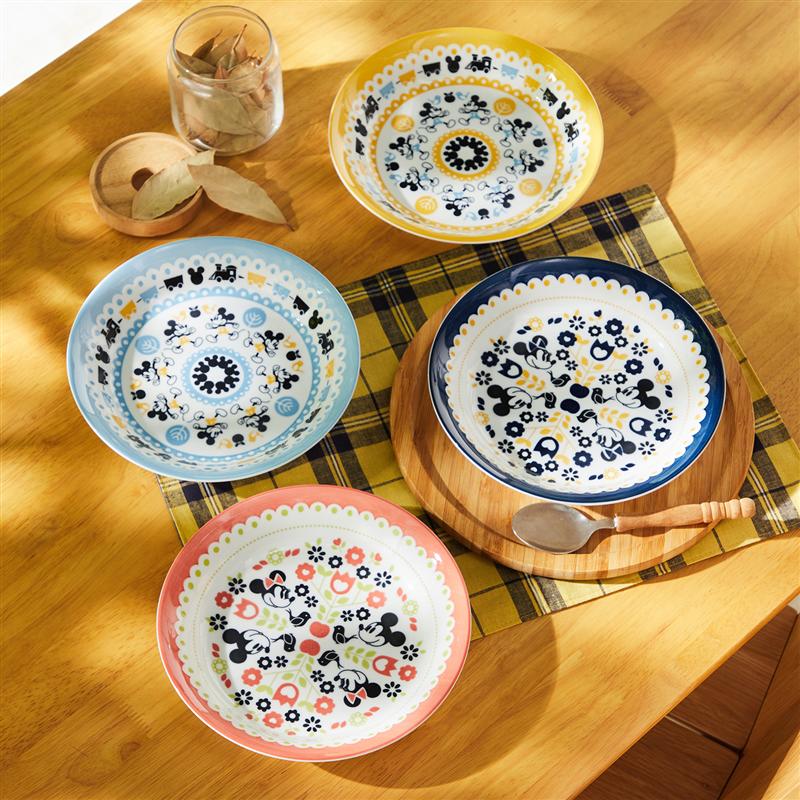 本物 ディズニー レトロなカレー皿4枚セット ミッキーマウス キッチン用品 テーブルウェア 食器 皿 器 新生活 おしゃれ キャラクター かわいい 可愛い 日本製 花柄 東欧 カレー皿 ベルメゾン Vanfis Mx