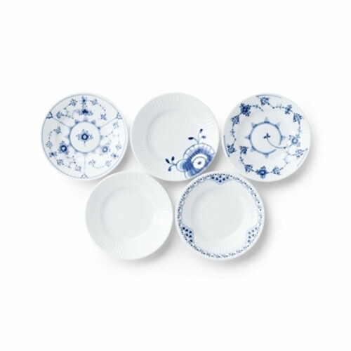 【新品2枚組】ブルーフルーテッド プレイン スクエアディッシュ Royal Copenhagen(ロイヤル コペンハーゲン)の【ブルー