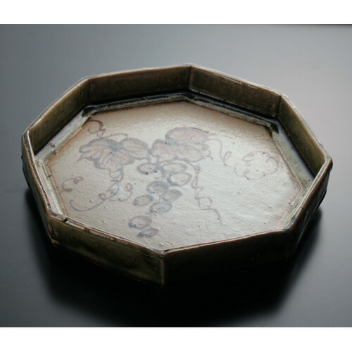 楽天市場】美濃焼 玉山窯 織部椿絵 銘々皿揃 : ベルセーブ