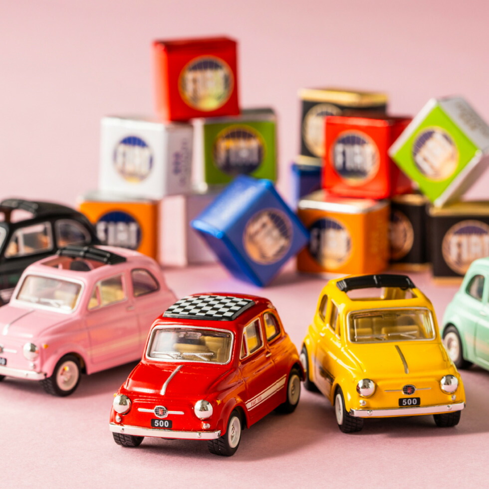 ギフト FIAT フィアット チョコレート・ミニカーセット缶
