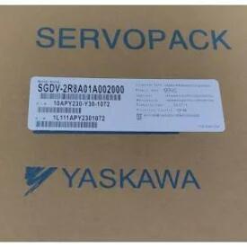 【新品★貨物輸送無料】YASKAWA/安川電機 SGDV-2R8A01A002000 サーボ運転【6ヶ月引きうける】