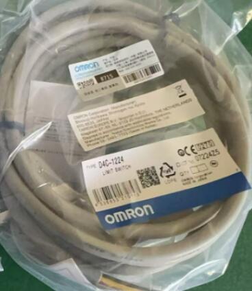 【新品★適当お願いごと書★貨物輸送無料】10個書き割り OMRON オムロン D4C-1224 リミットスイッチ【６ヶ月引きうける】