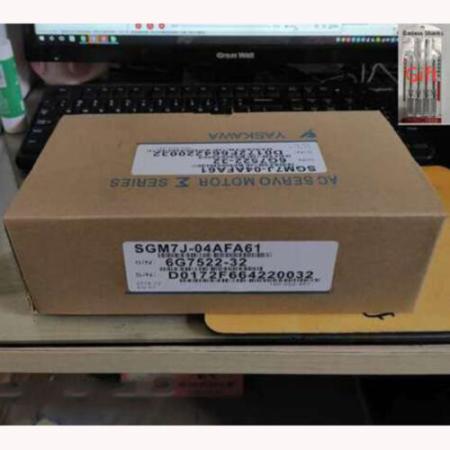 【新品★適当お願いごと書★貨物輸送無料】YASKAWA / 安川電機 サーボ１番ウッド SGM7J-04AFA61◆6ヶ月引き請ける