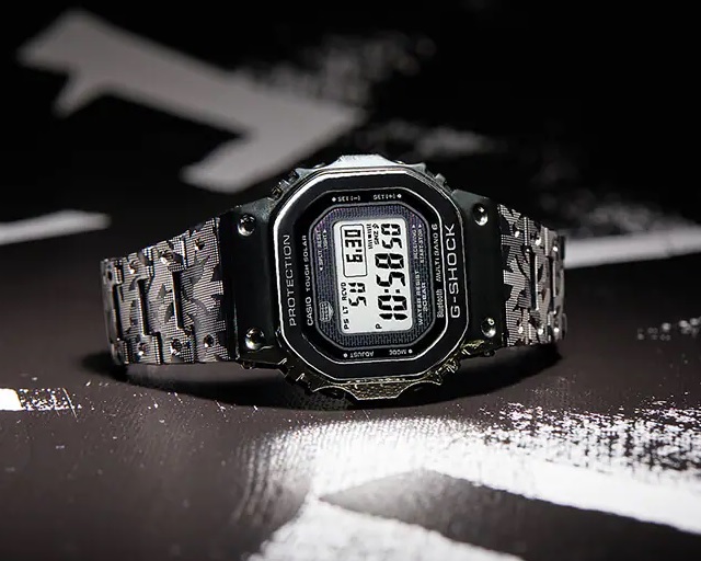 22-10 G-SHOCK 40th Anniversary ERIC HAZEコラボレーションモデル