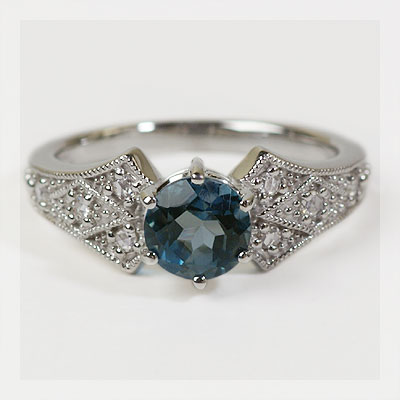 内祝い 楽天市場 ポイント10倍 28日 水 1 59迄 ロンドンブルートパーズ ローズカットダイヤモンドリング 誕生石 4月 11月 ベーネ ベーネ 保障できる Www Kioskogaleria Com