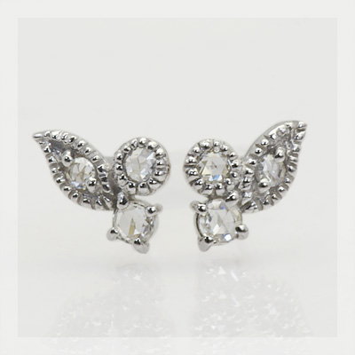 【ポイント10倍】 「ジョリ プリュム」ローズカットダイヤモンドピアス 　PT900 K18 K10対応　PT,K18はご注文後弊社で金種選択に記載のある金額を加算しご連絡します 誕生石 4月 7pev｜ベーネ・ベーネ
