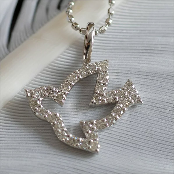 楽天市場】「トンボ」ダイヤモンド ペンダントネックレス PT900 K18