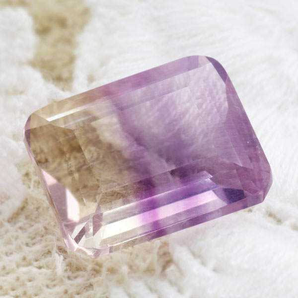 【ポイント10倍】 ☆バイカラーフローライト オクタゴン 5.81ct 限定1個 ※こちらのルースを使用してのカスタマイズもお受けできます。