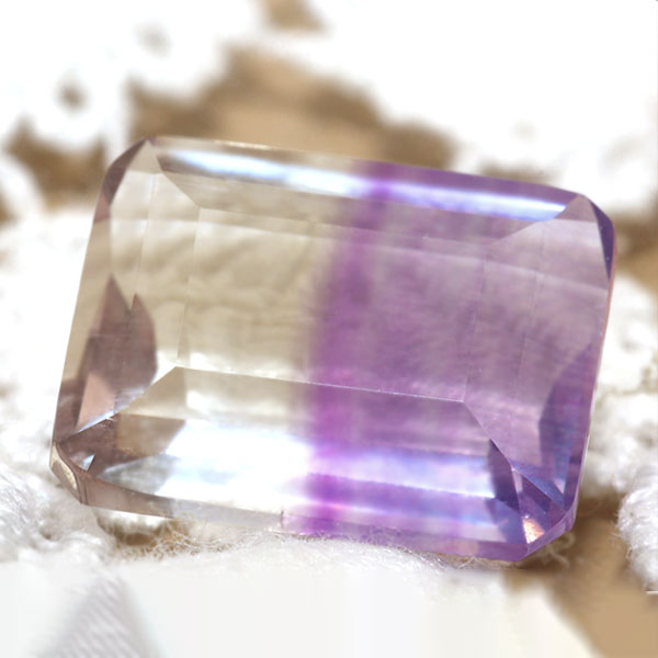 【ポイント10倍】 ☆バイカラーフローライト オクタゴン 5.53ct 限定1個 ※こちらのルースを使用してのカスタマイズもお受けできます。