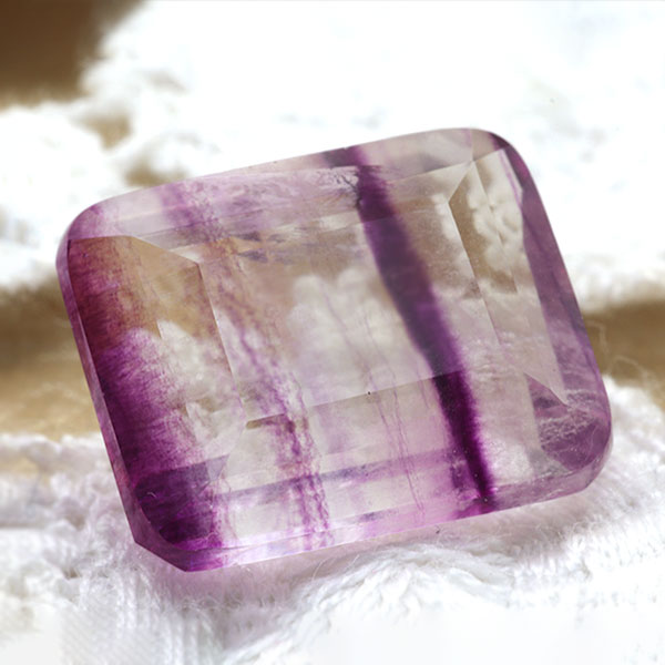 ☆バイカラーフローライト オクタゴン 5.67ct 限定1個※こちらのルースを使用してのカスタマイズもお受けできます。|ベーネ・ベーネ