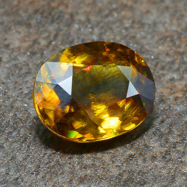 12/31までセール　宝石質　ファイナルグレード スフェーン　11㍉　一点物 12/31までセール 宝石質 ファイナルグレード スフェーン 11