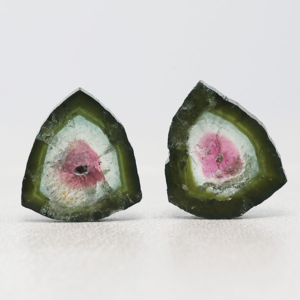 ☆ウォーターメロントルマリン 変形 1ペア 5.35ct※こちらのルースを使用してのカスタマイズもお受けできます。誕生石10月｜ベーネ・ベーネ