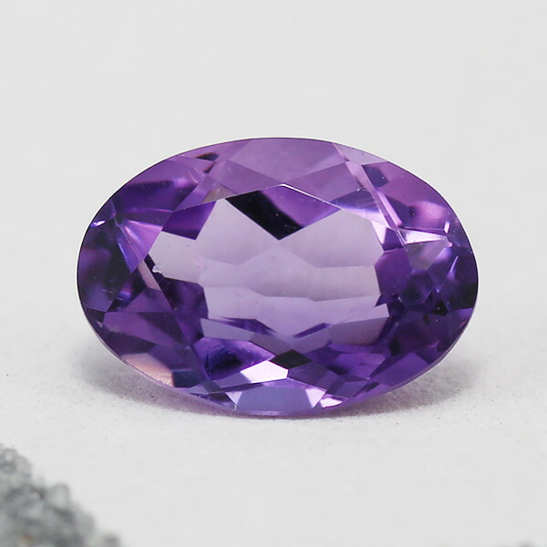 ☆スピネル オーバル 0.7ct 限定1個 ※こちらのルースを使用してのカスタマイズもお受けできます。
