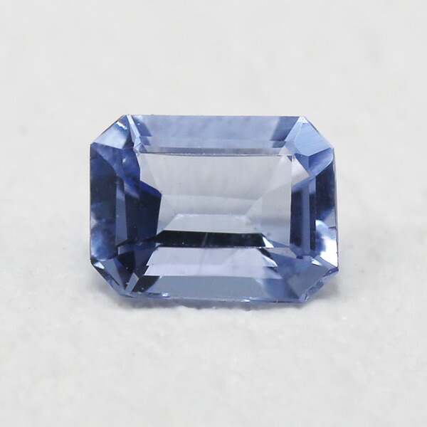 ☆UV蛍光 ソーダライト オクタゴン 0.22ct 限定1個 ※こちらのルースを使用してのカスタマイズもお受けできます。|ベーネ・ベーネ