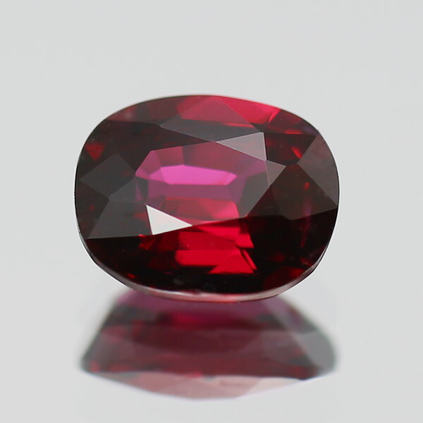 ☆鑑別書付 ピジョンブラットルビー クッション 0.52ct 限定1個 ※こちらのルースを使用してのカスタマイズもお受けできます。誕生石7月