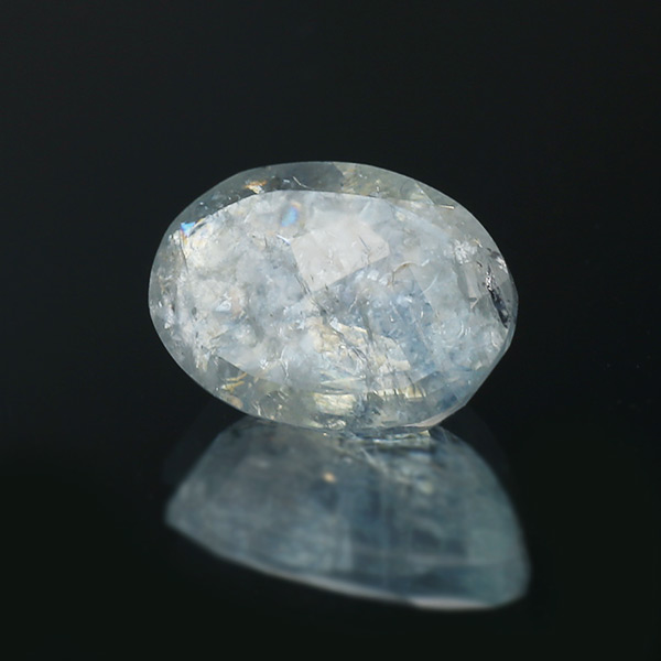 ☆レインボーアクアマリン オーバル 1.3ct 限定1個 ※こちらのルースを使用してのカスタマイズもお受けできます。誕生石3月|ベーネ・ベーネ