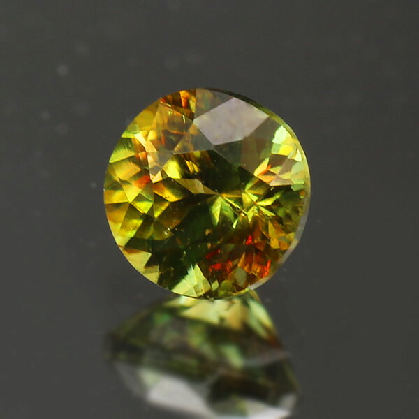 ☆クロムスフェーン ラウンド 0.18ct 限定1個 ※こちらのルースを使用してのカスタマイズもお受けできます。誕生石7月|ベーネ・ベーネ