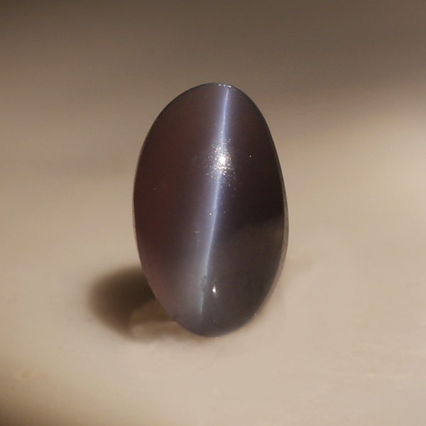 【ポイント10倍】 ☆アレキサンドライトキャッツアイ オーバル カボション 0.47ct 限定1個 ※こちらのルースを使用してのカスタマイズもお受けできます。誕生石6月 7pev｜ベーネ・ベーネ