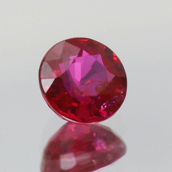 【ポイント10倍】 ☆鑑別書付 非加熱 ピジョンブラッド ルビー ラウンド 0.45ct 限定1個 ※こちらのルースを使用してのカスタマイズもお受けできます。誕生石7月 7pev|ベーネ・ベーネ