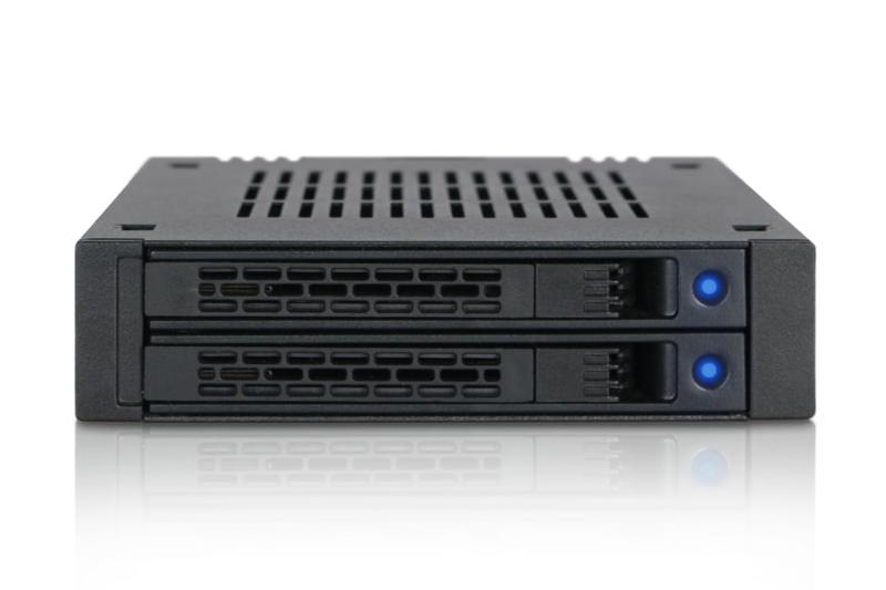 ICYDOCK ExpressCage 3.5\u0026quot;ベイ 複数形デバイス積み上げる 2 x 2.5\u0026quot; SAS/SATA SSD or HDD 可動性仕合わせ | MB742SP-B