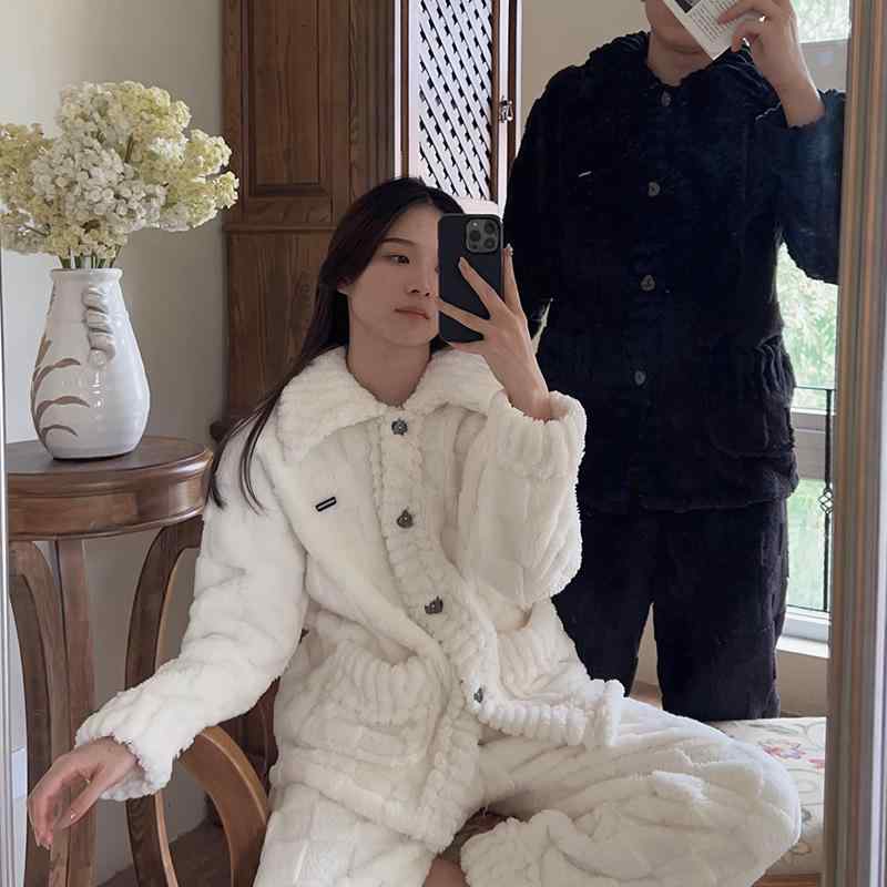 秋冬 男女 好一対 お座敷お召しもの 保暖 朦々たる 仕掛ける 綿ネル原料品 うつり変わり図案化 お座敷着 出で立つ相応う 途轍も無い大いさ もの柔らか原料品 生あたたかい ゆったり影ぼうし 長袖 トップス ズボン下 ありの実仕掛ける 綿織物混 吸湿性 身寄り用 秋冬向け 心地好い表現スタイル インナー・下着・ナイトウェア-ペアルック